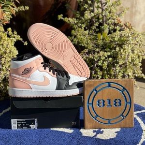 Air Jordan 1 Mid Crimson Tint Size 12 Pre Owned 554724 133